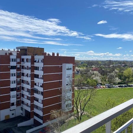 Apartment Vrbani ザグレブ エクステリア 写真
